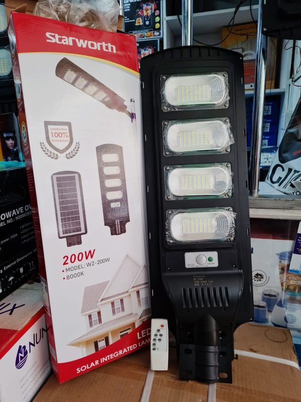 Solar street light 200wts